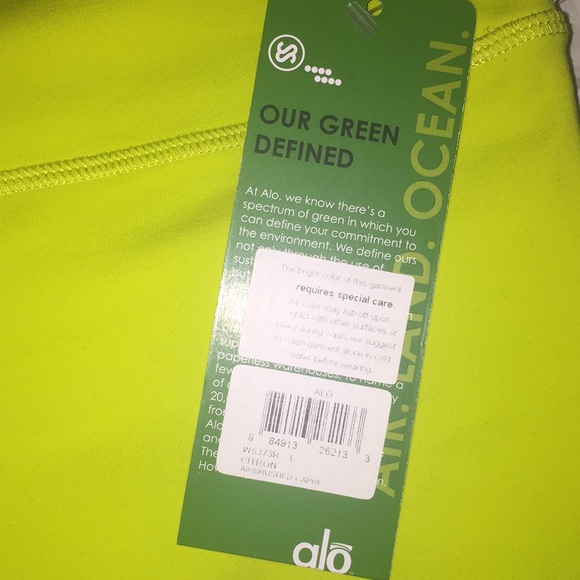 NWT Alo Yoga Neon Airbrushed Capri Leggings - Picture 5 of 9